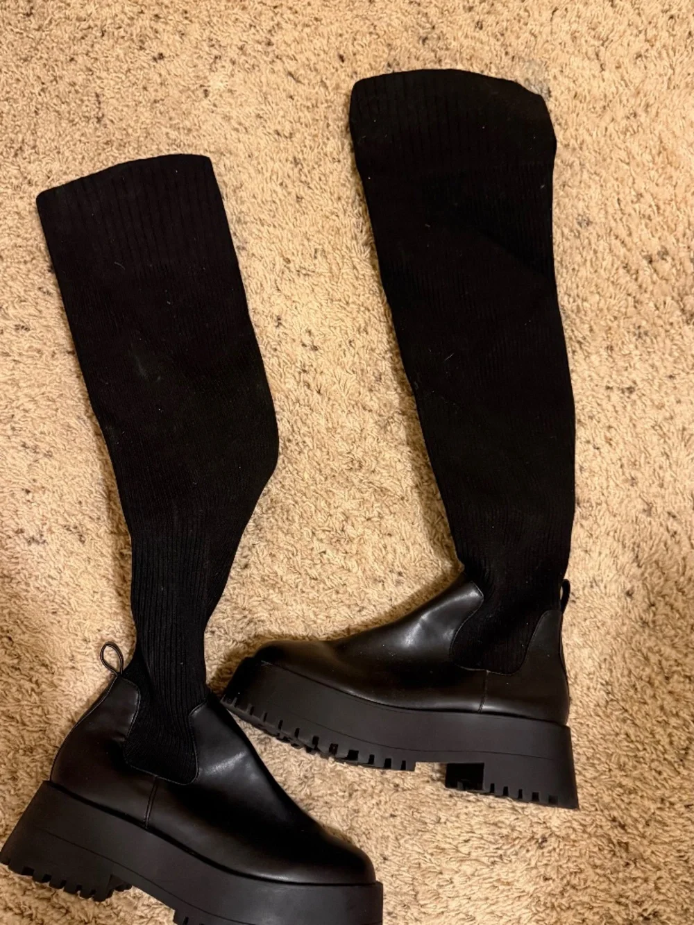 Knee high ribbed boots